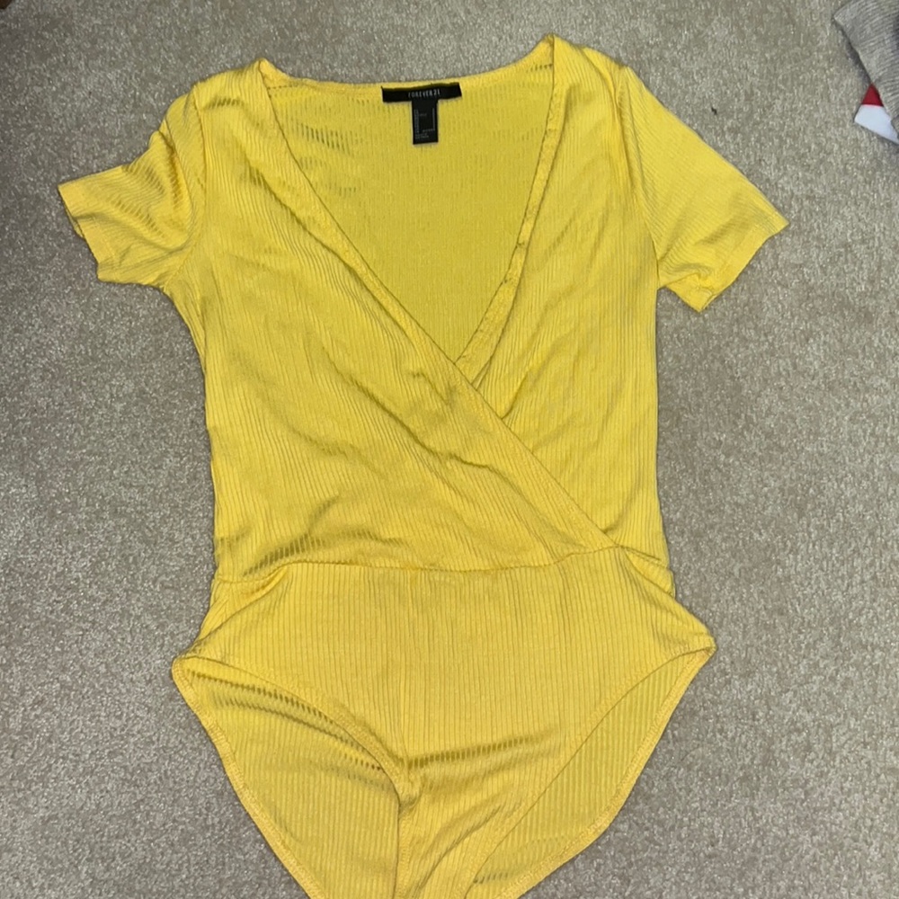 HOT V-neck bodysuit from forever21